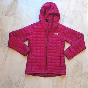 Women's North face hooded thermoball